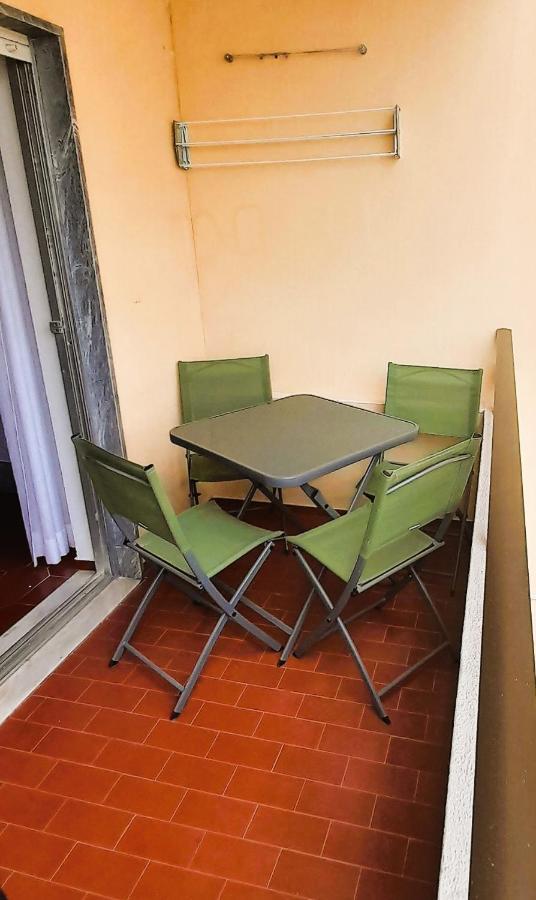 Apartment Happy