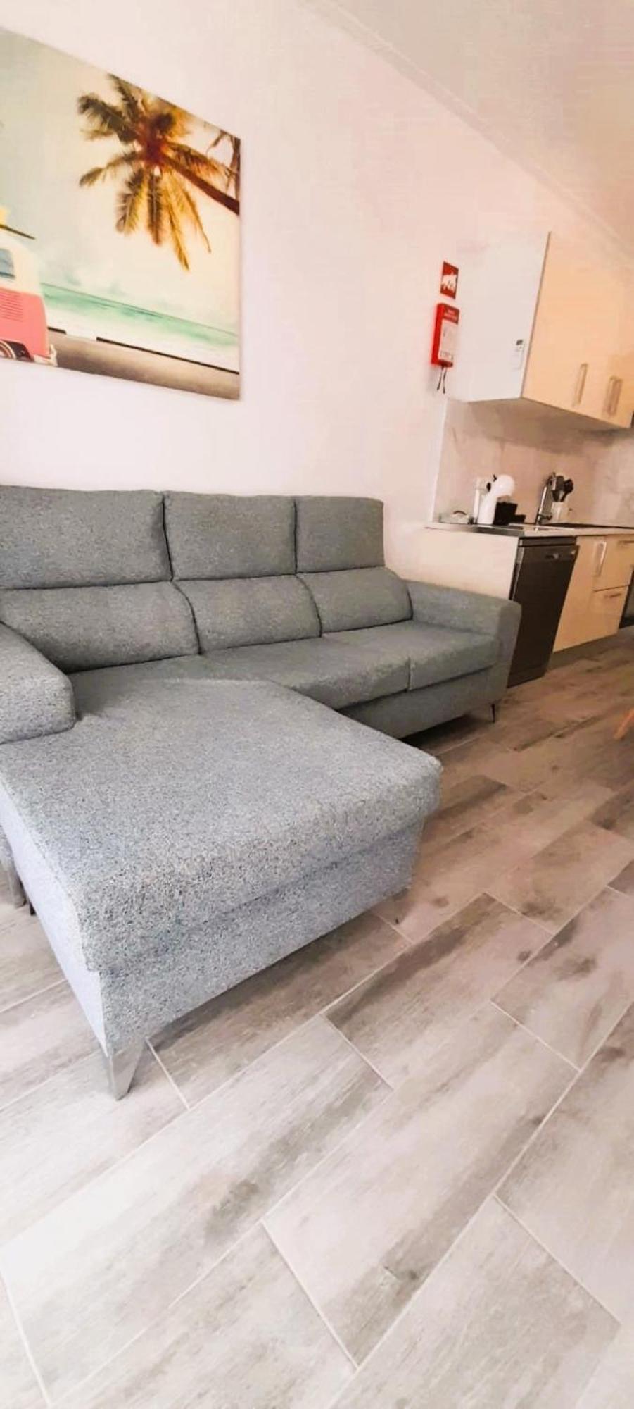Happy Apartment